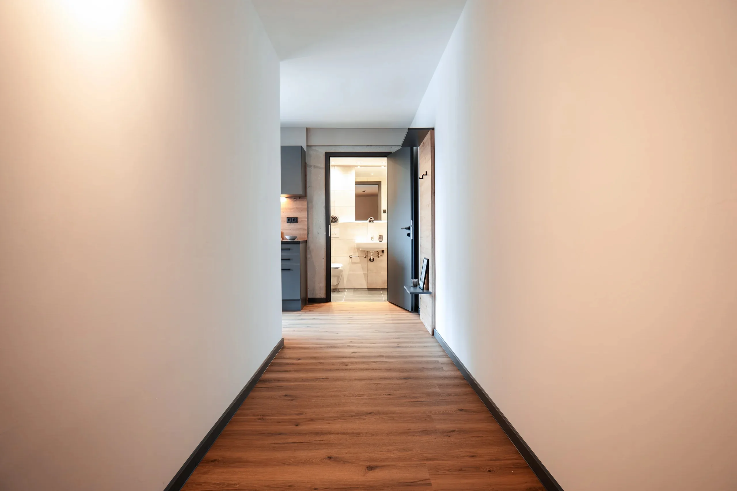 Flur im Apartment der Eighty-Eight Apartments Nürnberg